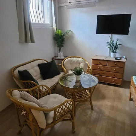 Milan & Staka Apartman Selce